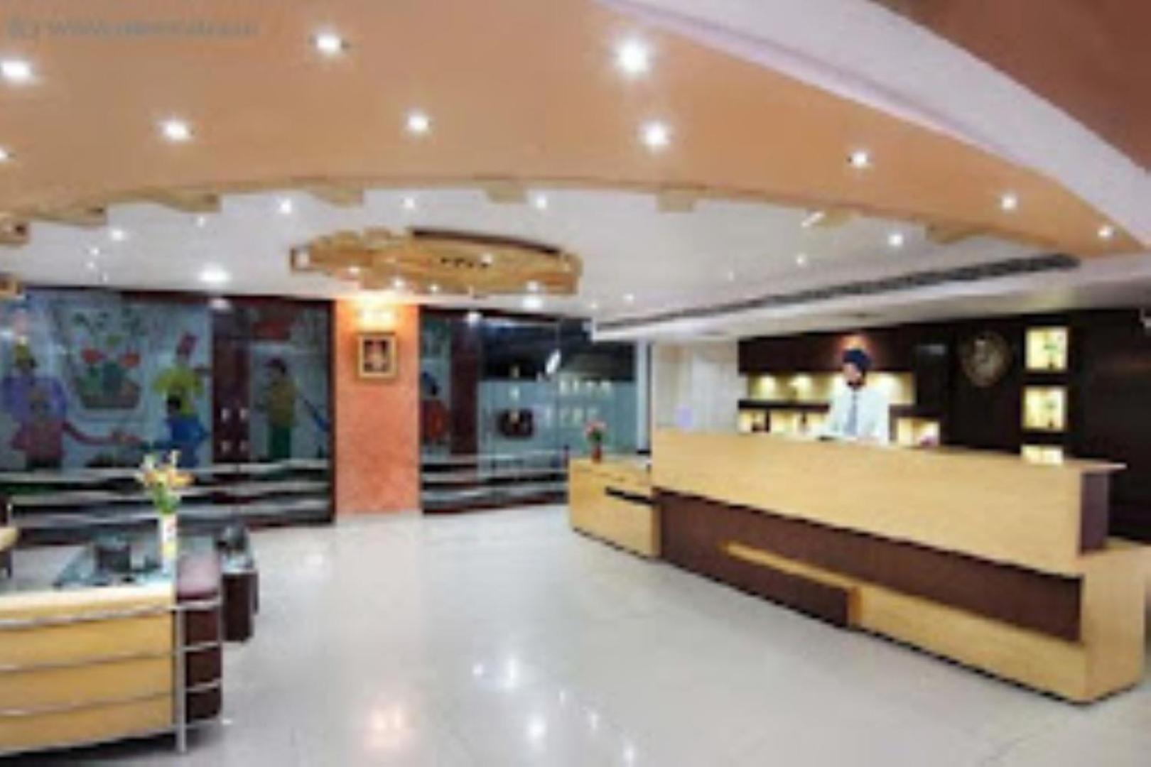 The Gagan Plaza Hotel Kanpur Zewnętrze zdjęcie